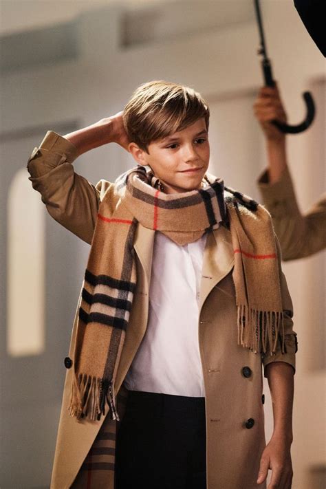 burberry from london with love song|Romeo Beckham stars in Burberry's first Christmas .